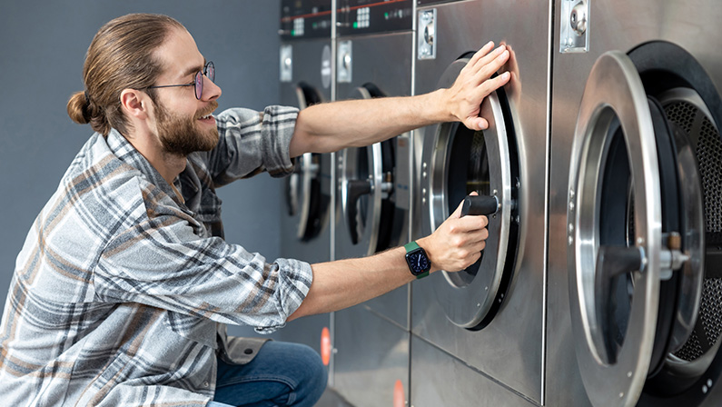 Self-Service Laundromats vs. Full-Service